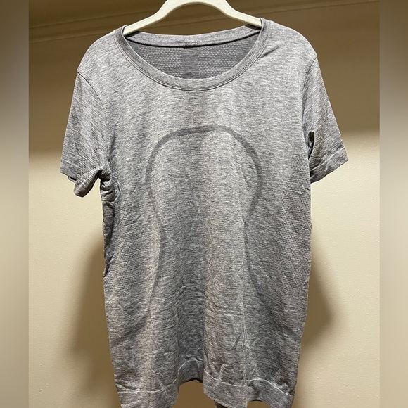 Lululemon Relaxed Swiftly Tech - Picture 1 of 4